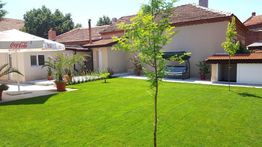 Villa Ros Guest House Svilengrad Buitenkant foto