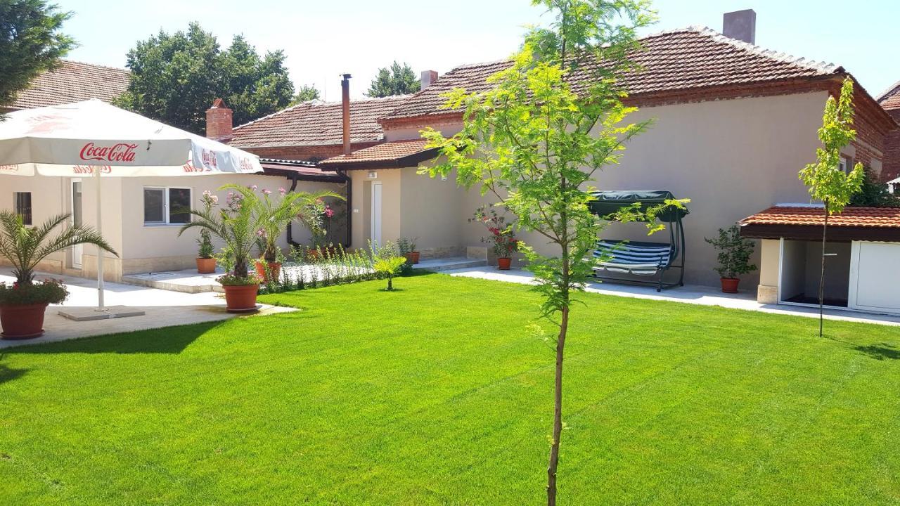 Villa Ros Guest House Svilengrad Buitenkant foto