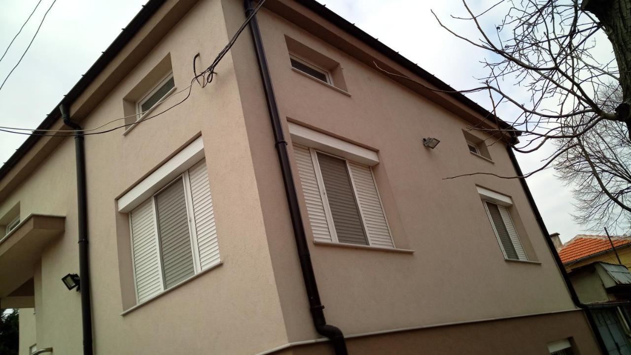 Villa Ros Guest House Svilengrad Buitenkant foto