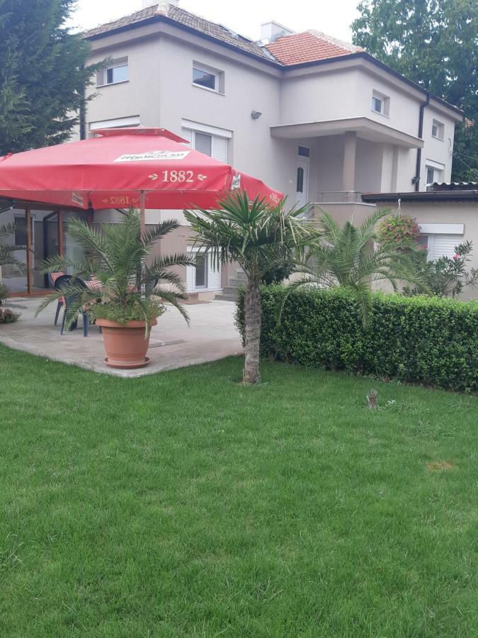Villa Ros Guest House Svilengrad Buitenkant foto