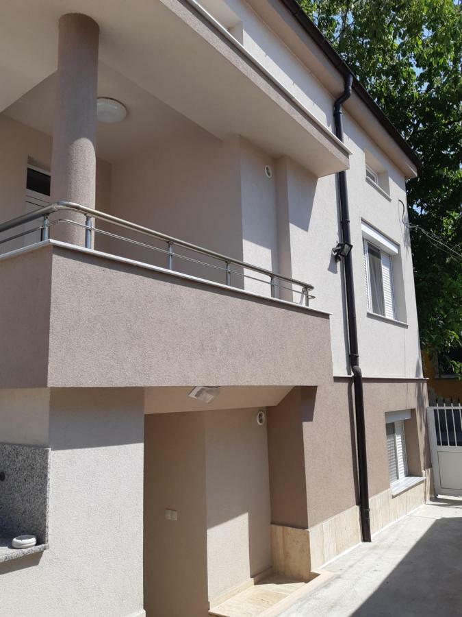 Villa Ros Guest House Svilengrad Buitenkant foto