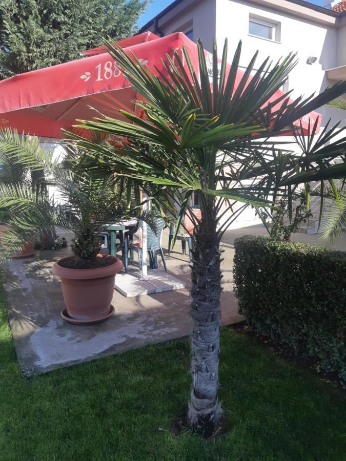 Villa Ros Guest House Svilengrad Buitenkant foto