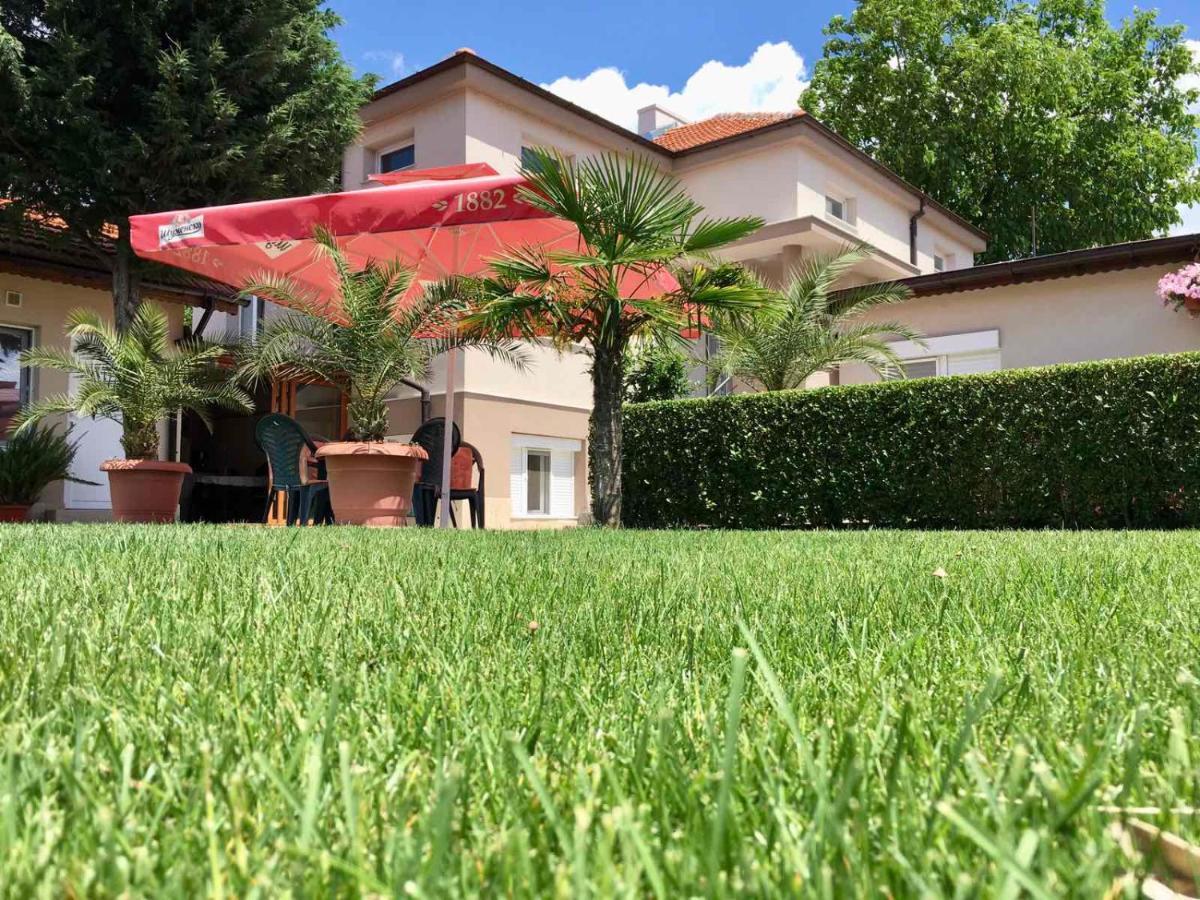 Villa Ros Guest House Svilengrad Buitenkant foto