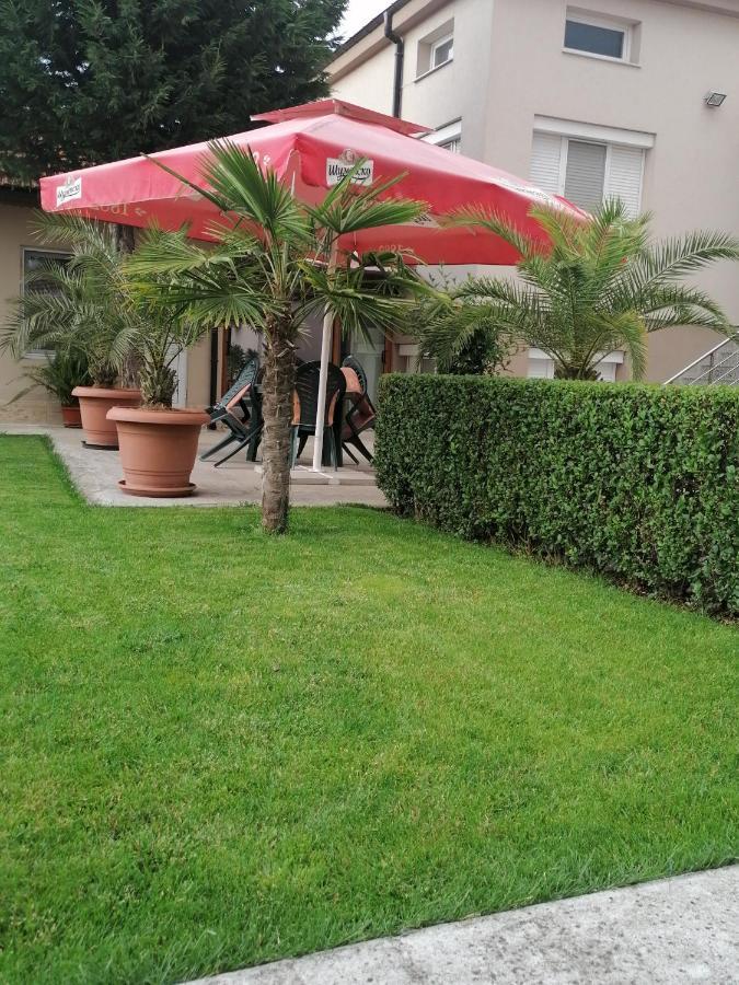 Villa Ros Guest House Svilengrad Buitenkant foto